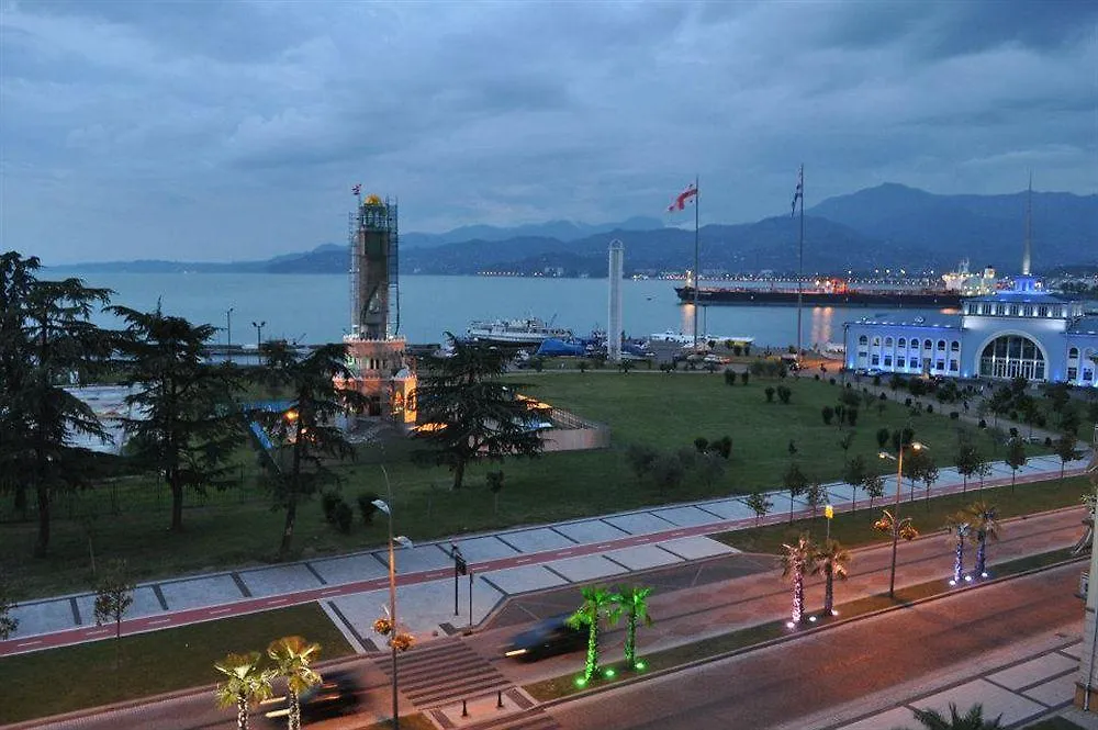 Batumi World Palace Hotel 4*,