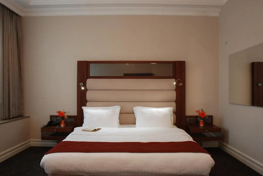 Batumi World Palace Hotel
