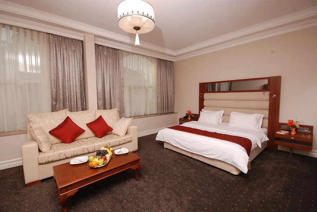 Batumi World Palace 4*,  Georgia
