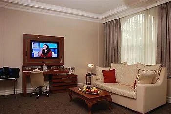 Batumi World Palace 4*,
