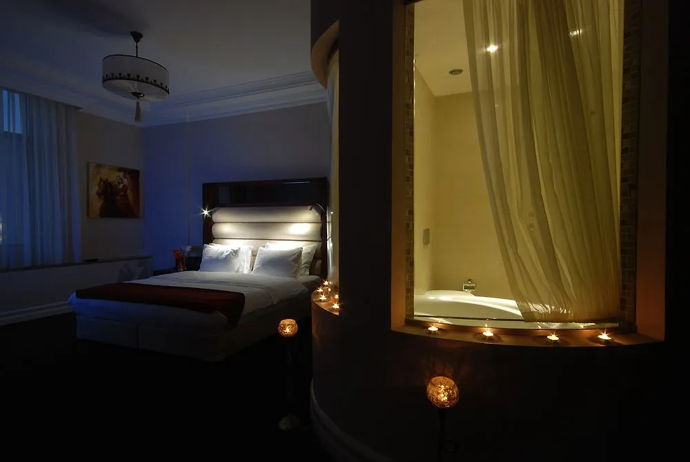 **** Hotel Batumi World Palace Georgia