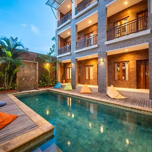 Gelatik 2*, Seminyak Indonesien